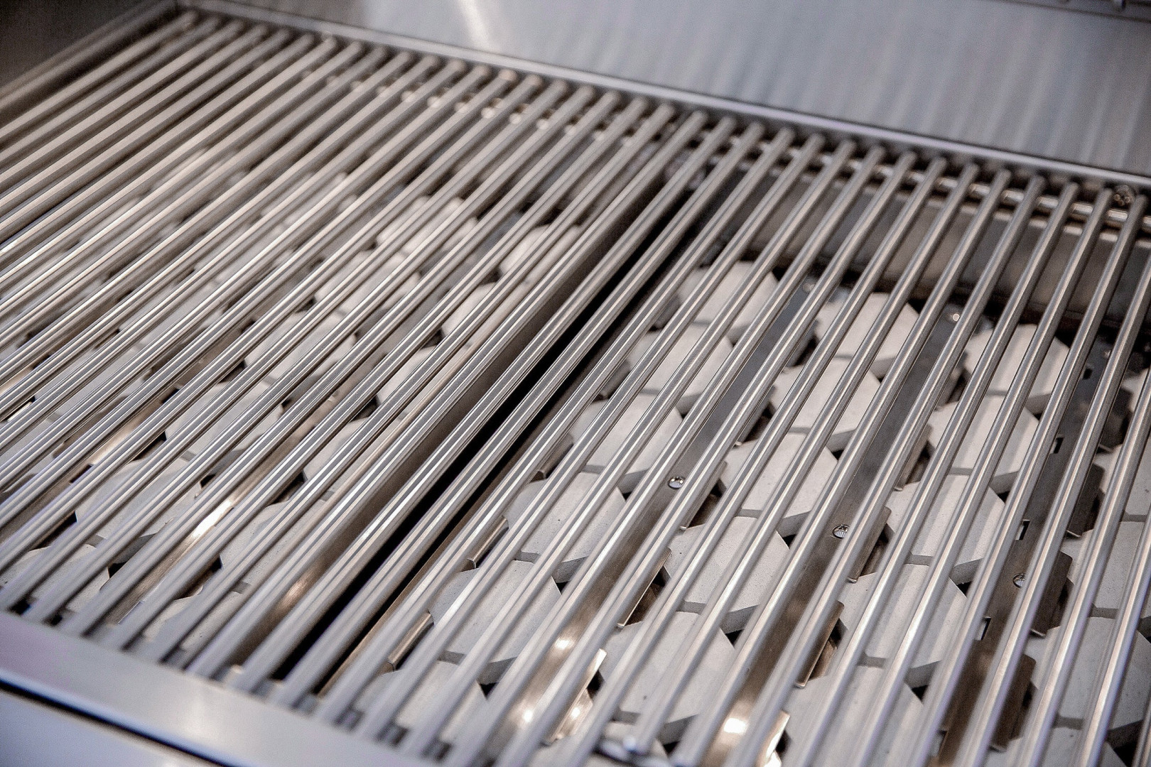 2025 American Made Grills Alturi 36" Freestanding Grill