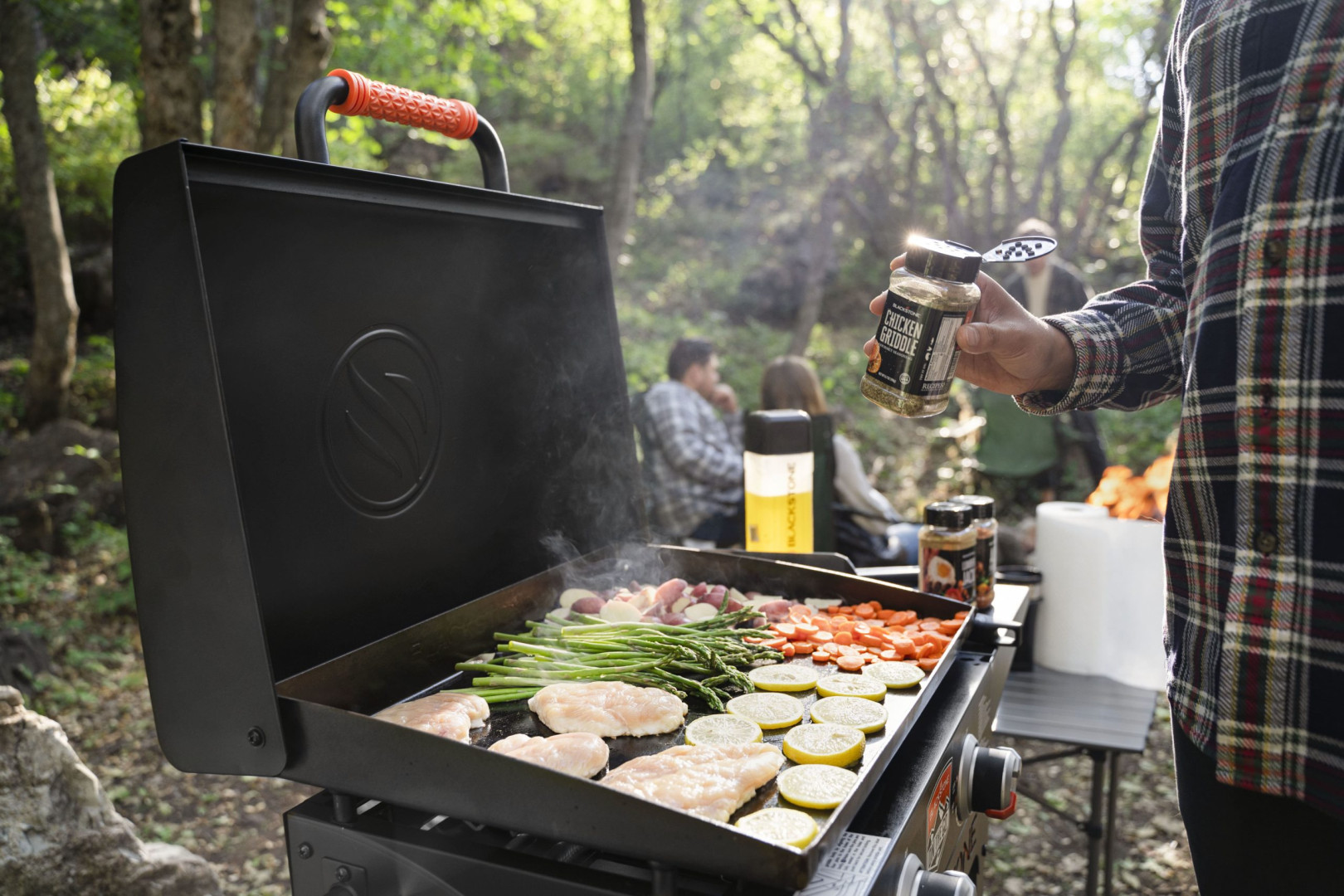 2024 Blackstone Grills On The Go 22" Cart Griddle with Hood