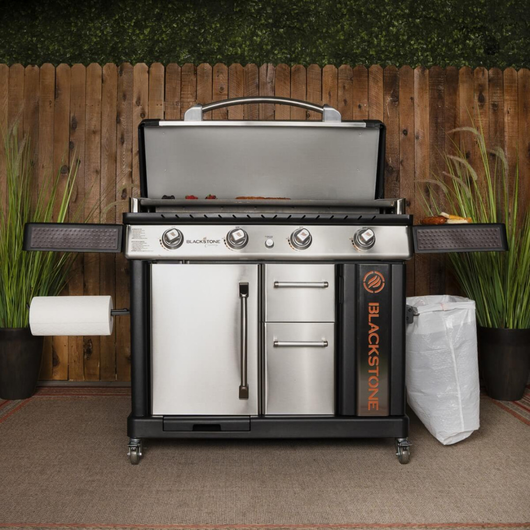 2024 Blackstone Grills 36″ Stainless Steel Griddle W/ Cabinets